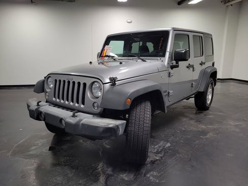 Used 2017 Jeep Wrangler Unlimited Sport w/ Quick Order Package 24S image 5