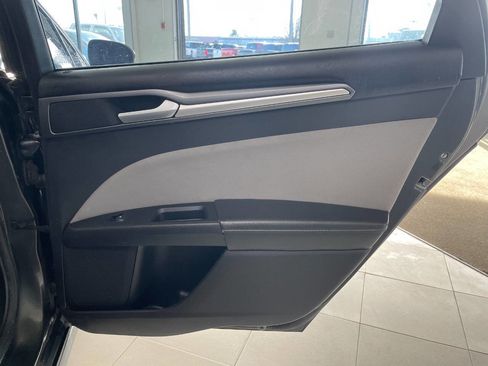 Used 2016 Ford Fusion S image 19