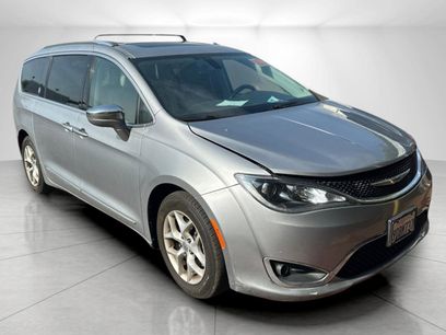Used 2020 Chrysler Pacifica Limited