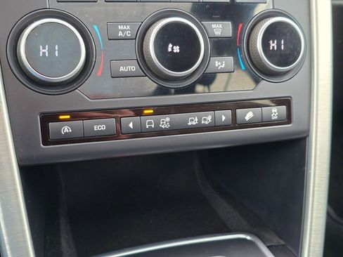 Used 2016 Land Rover Discovery Sport HSE Luxury image 23