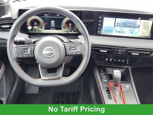 Certified 2025 Nissan Kicks SR w/ Illumination Package image 26