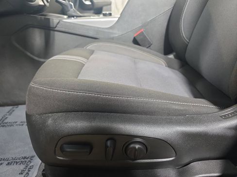 Used 2024 Chevrolet Blazer LT w/ Convenience Package image 29