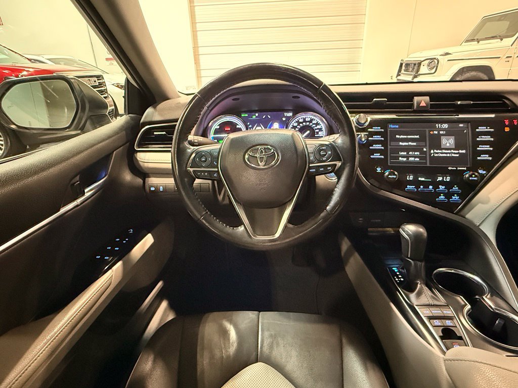 Used 2019 Toyota Camry XLE FWD image 31