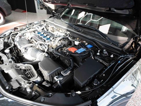 Used 2025 Honda Civic Si image 32