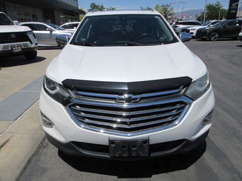 Used 2020 Chevrolet Equinox Premier AWD/4WD image 16