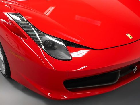Certified 2012 Ferrari 458 Spider RWD image 4