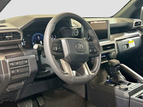 New 2026 Toyota 4Runner SR5 image 6