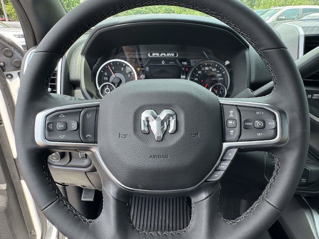 New 2026 RAM 3500 Big Horn AWD/4WD image 17
