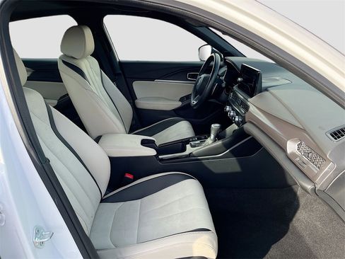 Used 2024 Acura Integra A-Spec image 29