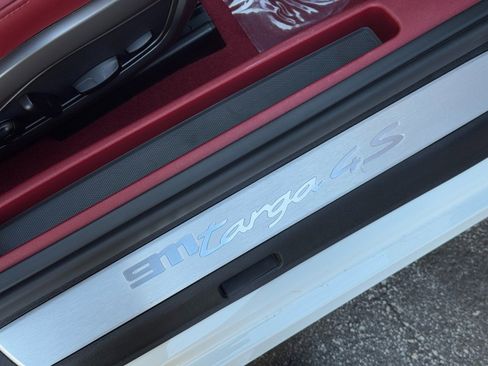 Used 2021 Porsche 911 Targa 4S w/ Sport Chrono Package image 18