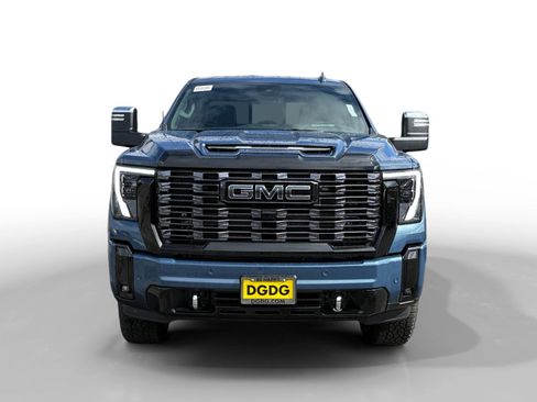 New 2026 GMC Sierra 2500 Denali Ultimate w/ Max Trailering Package AWD/4WD image 8