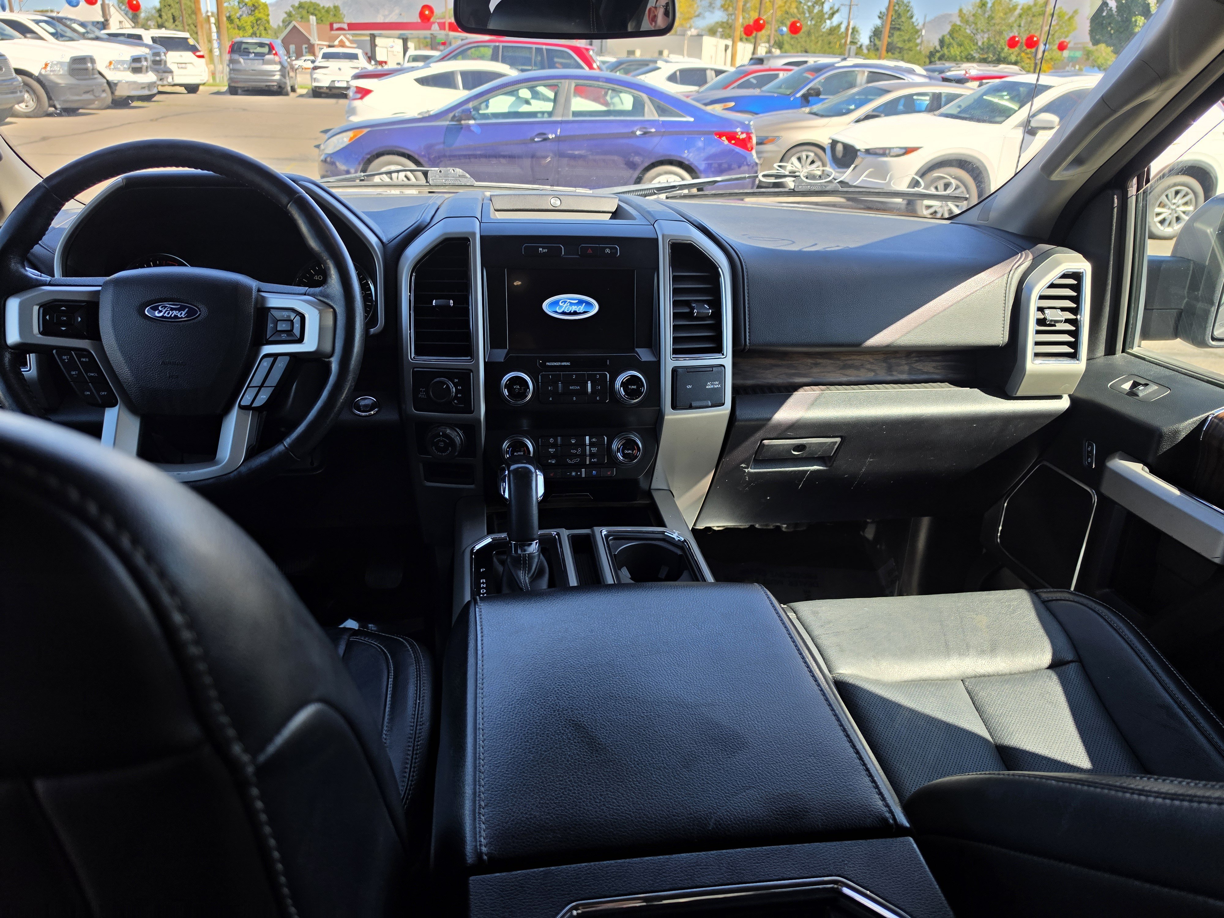 Used 2019 Ford F150 Lariat w/ Equipment Group 502A Luxury AWD/4WD image 21