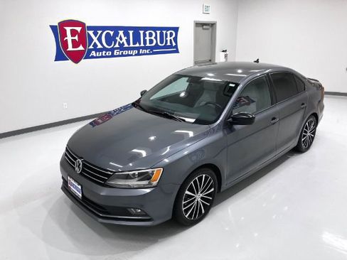 Used 2016 Volkswagen Jetta Sport image 23