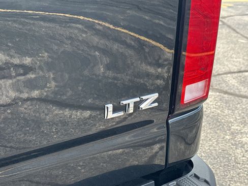 Used 2025 Chevrolet Silverado 2500 LTZ w/ Z71 Chrome Sport Edition AWD/4WD image 10