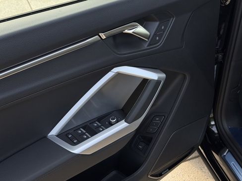 New 2025 Audi Q3 2.0T Premium image 18