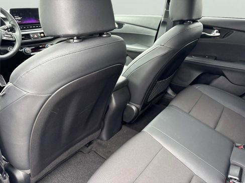 Used 2023 Kia Forte GT-Line w/ GT-Line Premium Package image 15