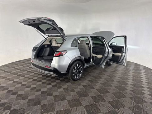 Certified 2026 Honda HR-V EX-L image 17