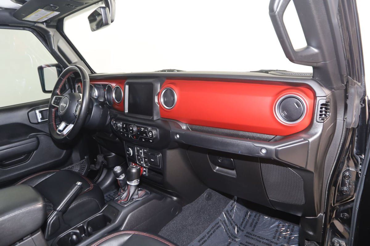 Used 2022 Jeep Gladiator Rubicon w/ LED Lighting Group AWD/4WD image 32