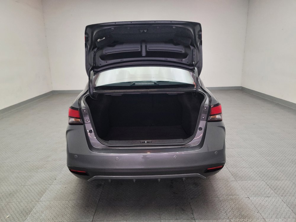 Used 2025 Nissan Versa SV FWD image 29