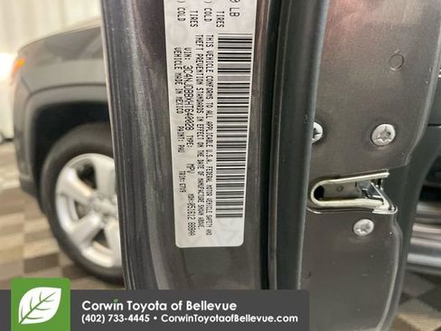 Used 2017 Jeep Compass Latitude w/ Popular Equipment Group image 23