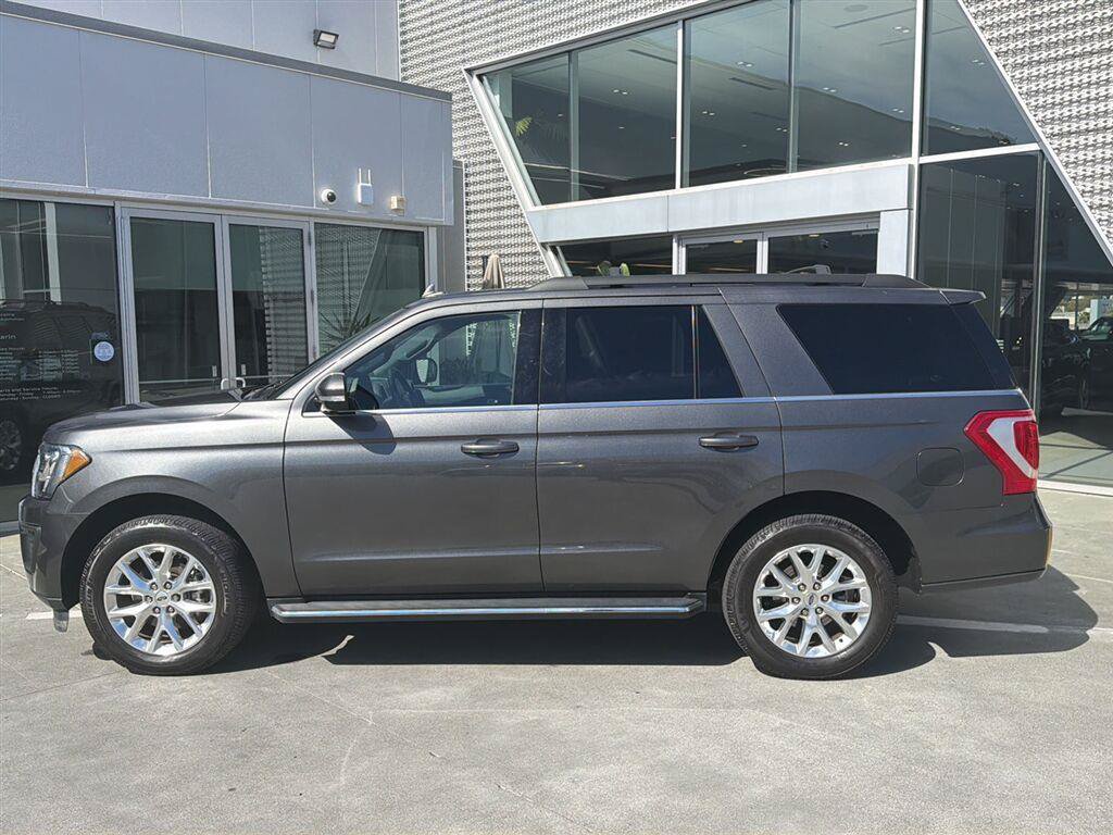 Used 2020 Ford Expedition XLT w/ Equipment Group 202A AWD/4WD image 9