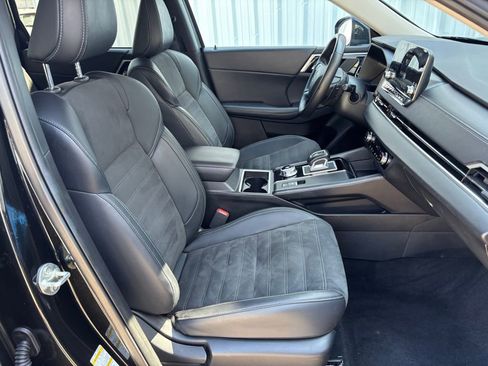 Used 2024 Mitsubishi Outlander SE image 41