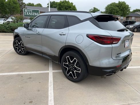Used 2023 Chevrolet Blazer RS w/ Driver Confidence II Package FWD image 3