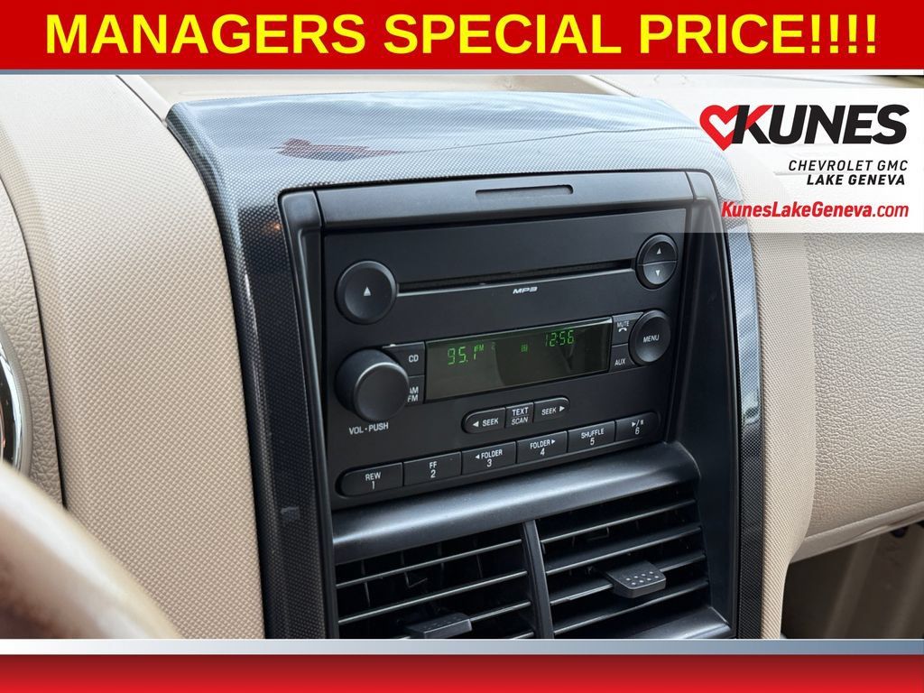 Used 2007 Ford Explorer XLT AWD/4WD image 21