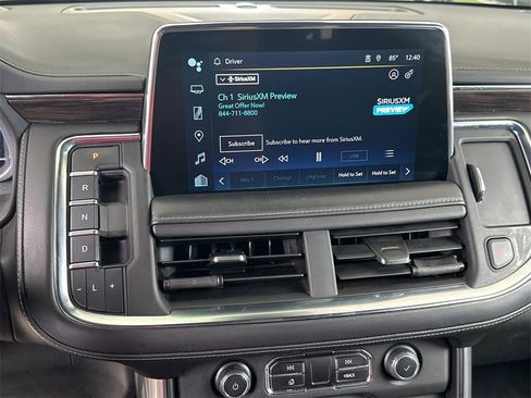 Used 2023 Chevrolet Suburban LT image 24