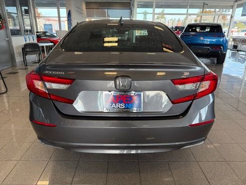 Used 2018 Honda Accord EX-L image 4