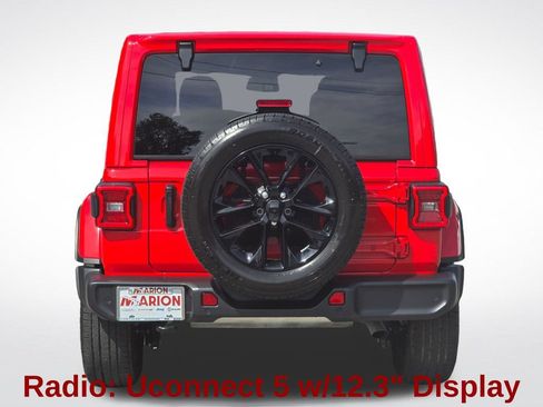 Used 2025 Jeep Wrangler Unlimited Sahara w/ Safety Group AWD/4WD image 18