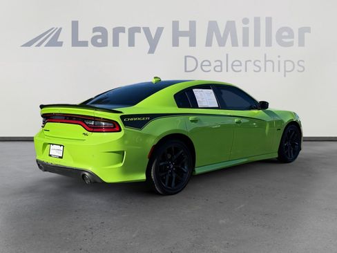 Used 2023 Dodge Charger R/T w/ Blacktop Package image 6