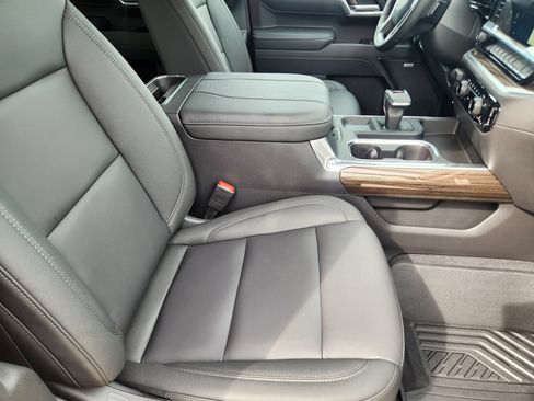 New 2026 Chevrolet Silverado 1500 LT Trail Boss w/ Safety Package AWD/4WD image 16