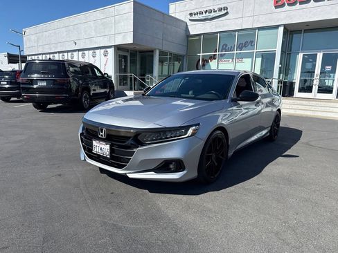 Used 2021 Honda Accord Sport image 3