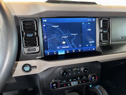 Used 2023 Ford Bronco Wildtrak AWD/4WD image 27