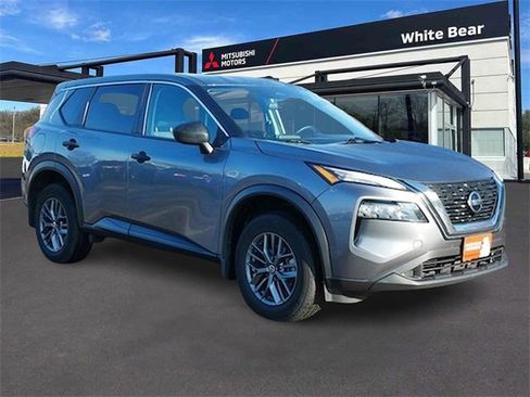 Used 2021 Nissan Rogue S image 1