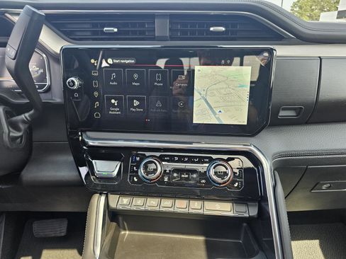 New 2025 GMC Sierra 2500 Denali w/ Technology Package image 19