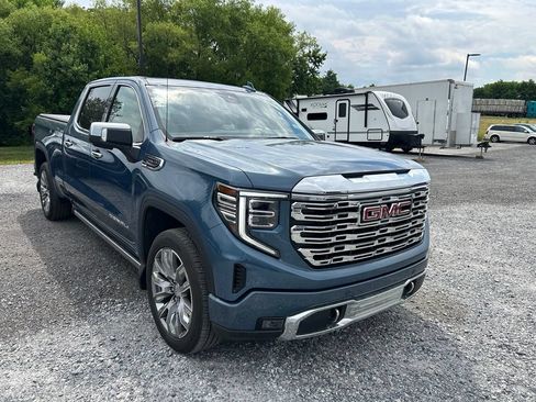 Used 2024 GMC Sierra 1500 Denali w/ Denali Reserve Package AWD/4WD image 15