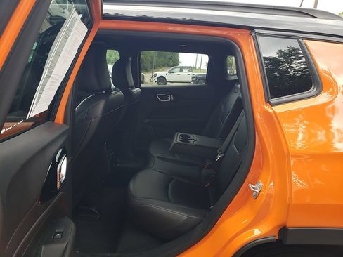 Used 2026 Jeep Compass Limited AWD/4WD image 11