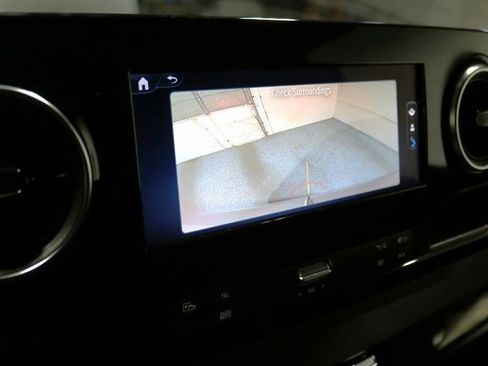 Used 2025 Mercedes-Benz Sprinter 2500 image 23