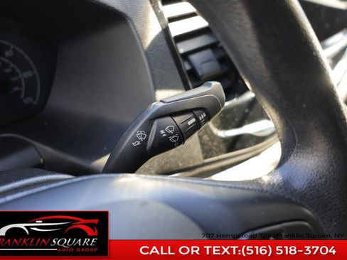 Used 2023 Ford Transit 350 XLT image 39