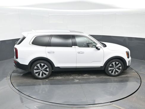 Used 2022 Kia Telluride S AWD/4WD image 27