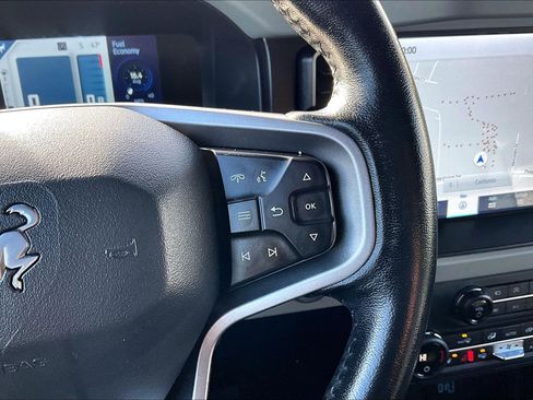 Used 2021 Ford Bronco Badlands image 25