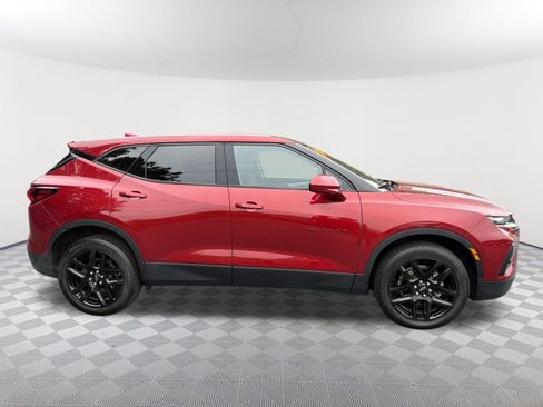 Used 2021 Chevrolet Blazer LT w/ LPO, Black Accent Package FWD image 4