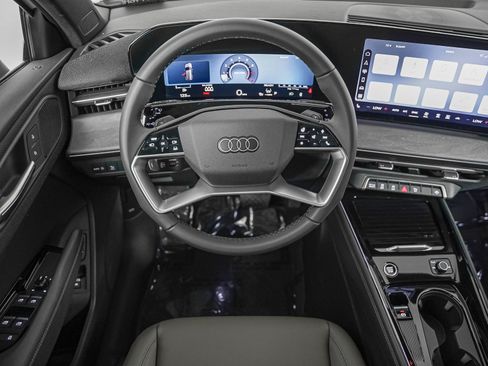New 2026 Audi Q3 quattro 2.0T AWD/4WD image 11