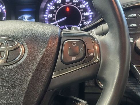 Used 2016 Toyota Avalon Touring image 27