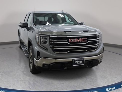 Used 2023 GMC Sierra 1500 SLT w/ SLT Premium Package AWD/4WD image 3