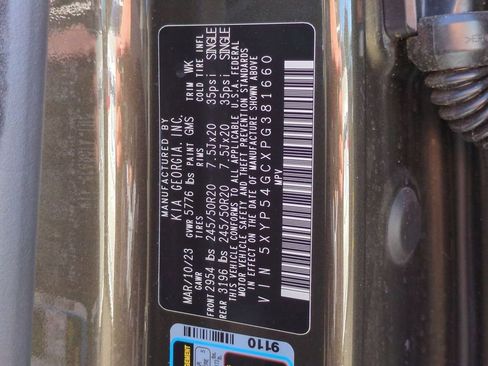 Used 2023 Kia Telluride SX image 32