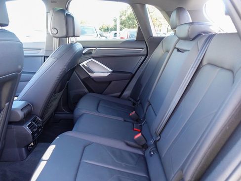 Used 2025 Audi Q3 2.0T Premium Plus w/ Premium Plus Package image 25