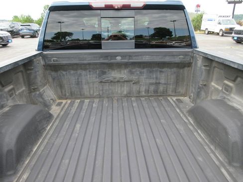 Certified 2020 GMC Sierra 1500 AT4 w/ AT4 Premium Package AWD/4WD image 14